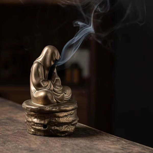 0a290b3b-c34c-4375-8adf-bd814046785e Silent Monk Backflow Ceramic Incense Burner